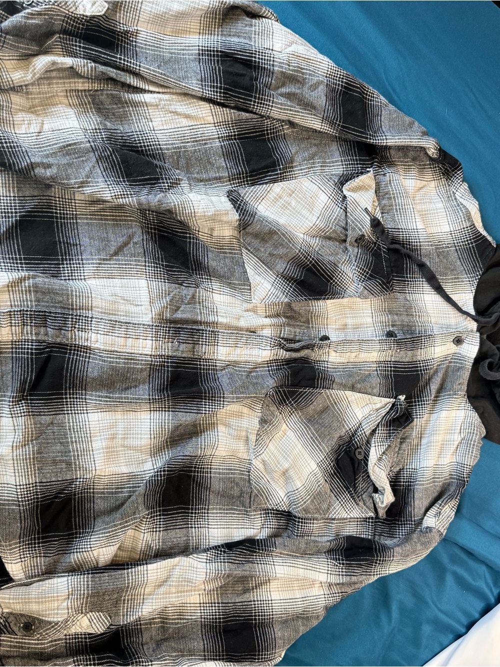 No Boundaries Black & White Plaid Button-Down Shirt
